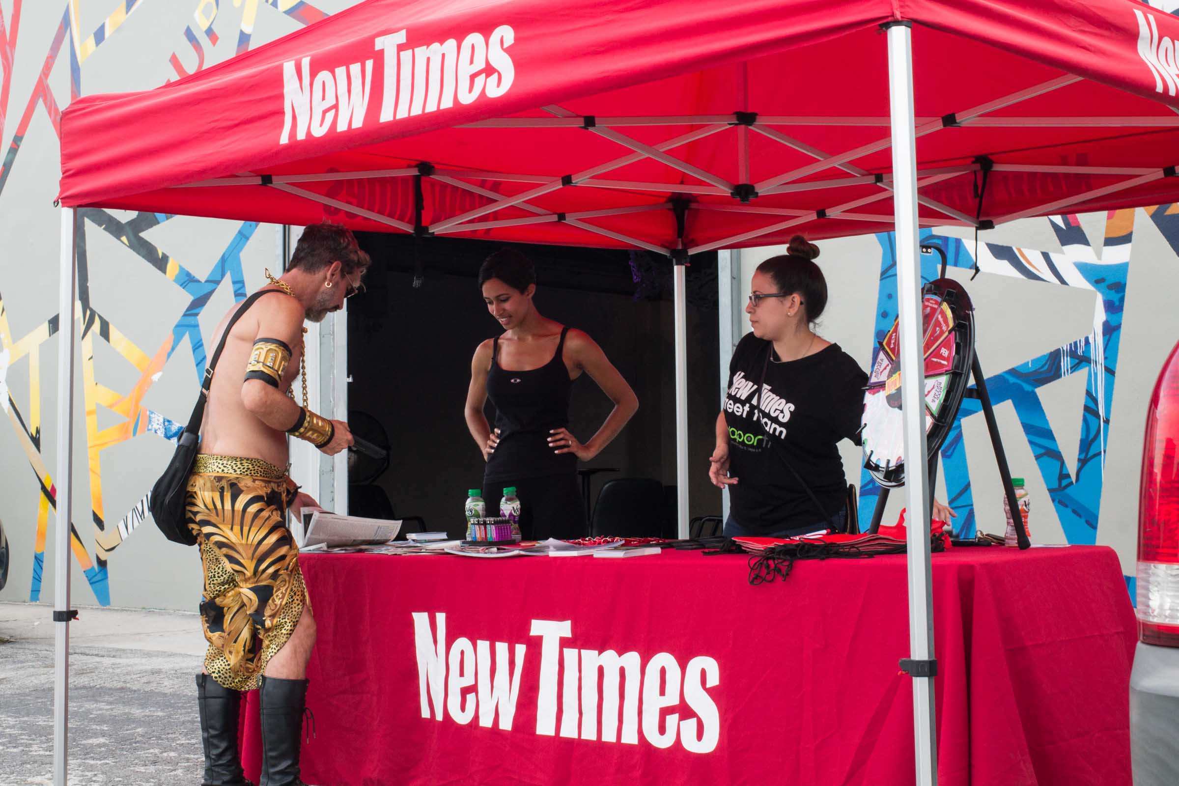 ArtsUP! April Artwalk-3.jpg